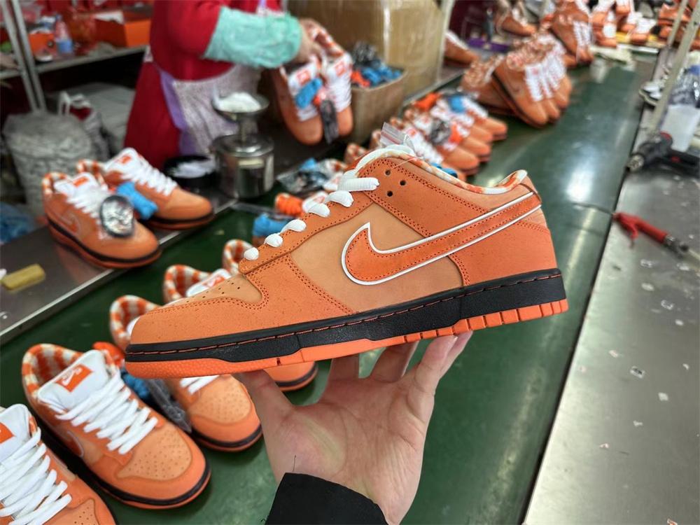 PK GOD NIKE SB DUNK LOW CONCEPTS ORANGE LOBSTER RETAIL MATERIALS READY TO SHIP